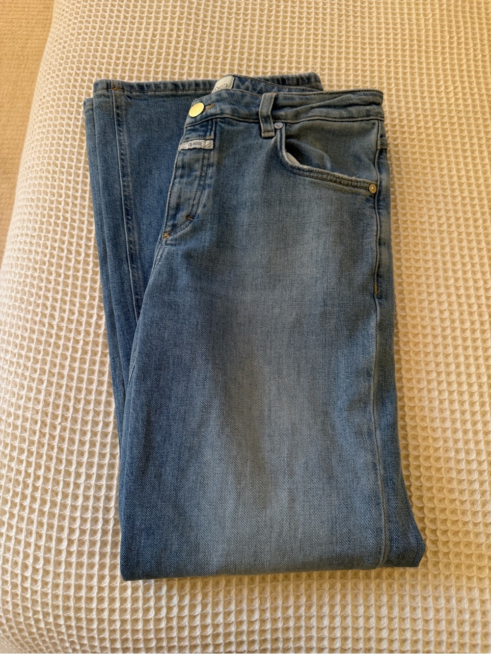 Closed Women's Bootcut Jeans - Light Blue Wash